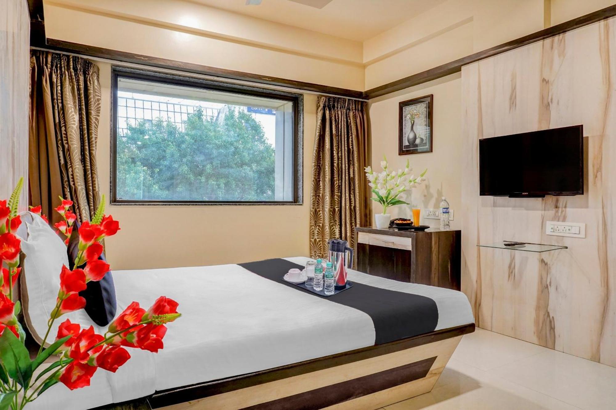 Hotel Hight Krone A Family Hotel Near Igi Airport Delhi 뉴델리 외부 사진